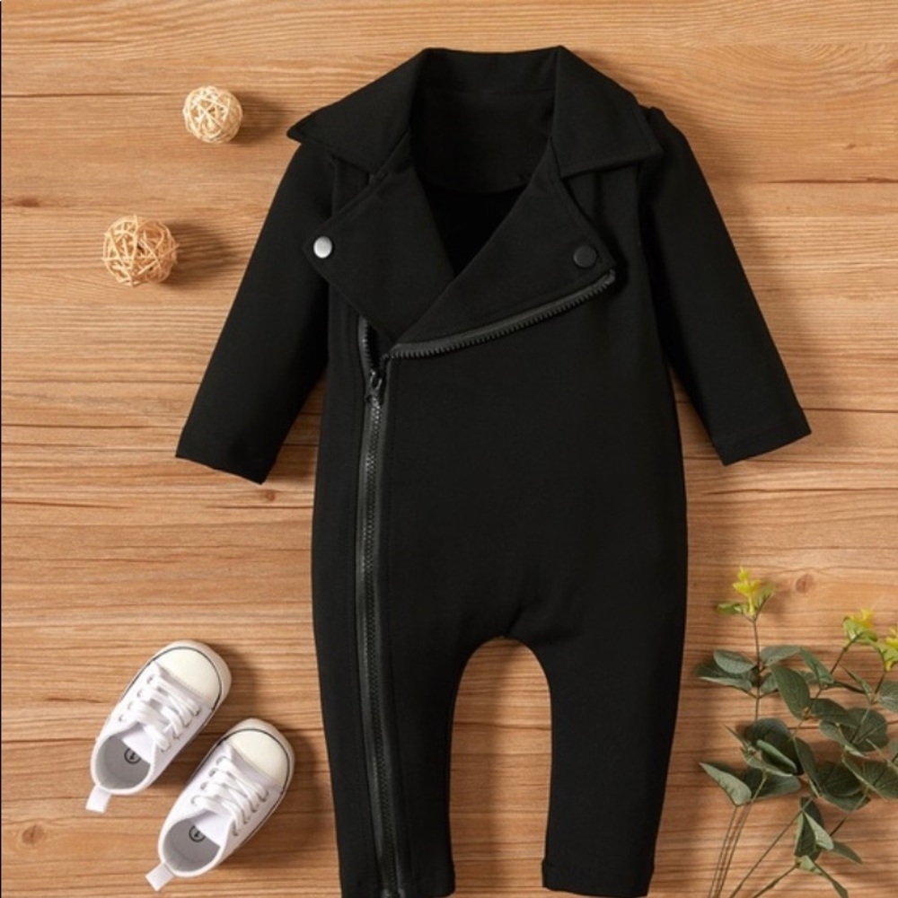 ***CAVALIER GENTLEMAN JUMPSUIT**** 9-12MONTHS